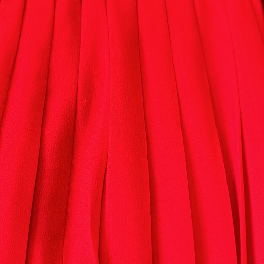 Ann Taylor pleated skirt